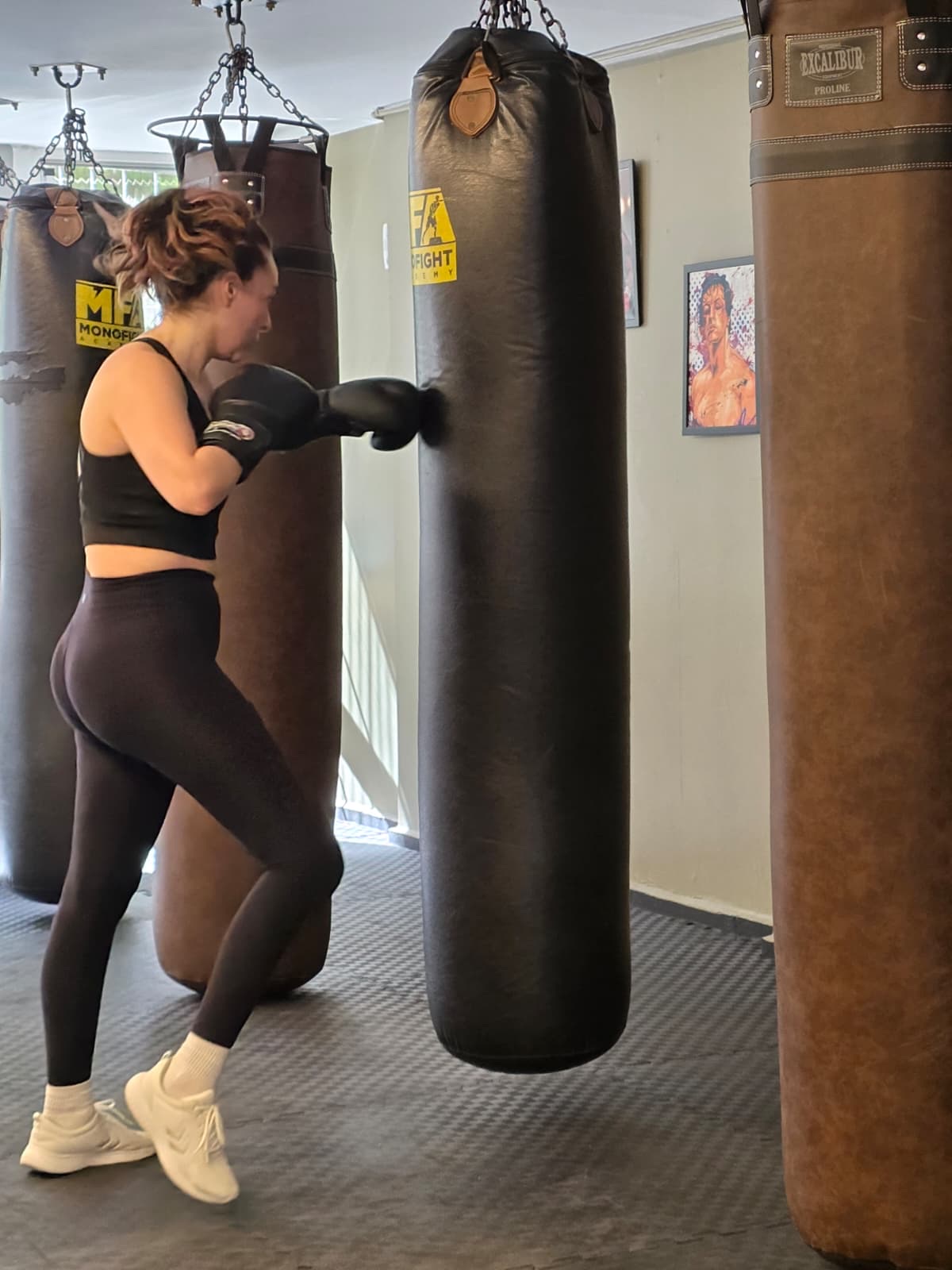Boks ve Kickboks ile Kilo Vermek: MonoFight Academy’nin Etkili Antrenman Programları